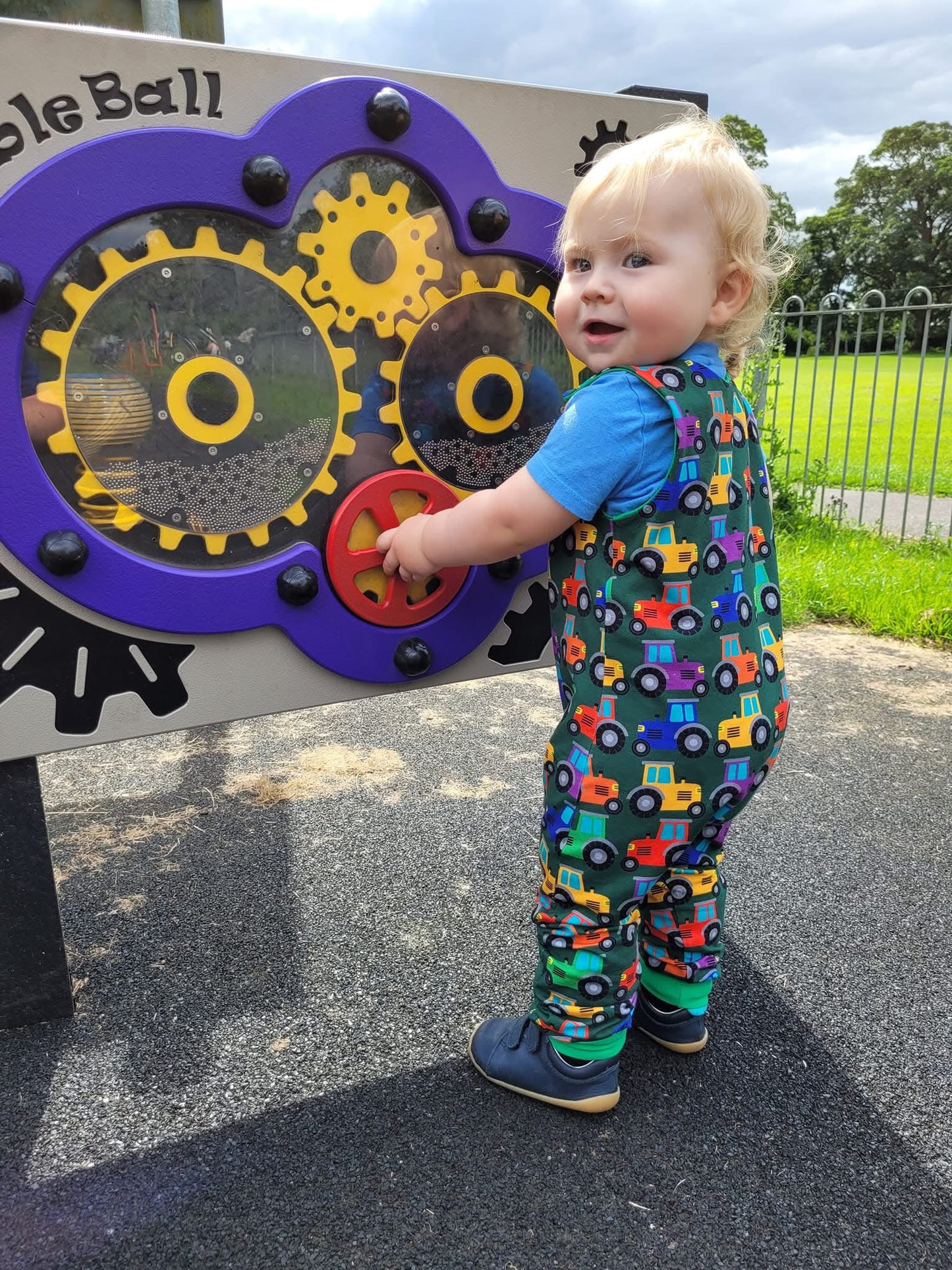 Tractor time - Premium Cotton Lycra Jersey Fabric – Kids Stretch Fabric UK
